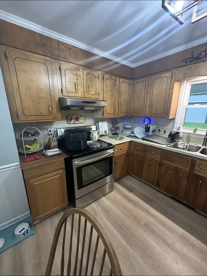 Kitchen cabinetry and stone backsplash — Before
